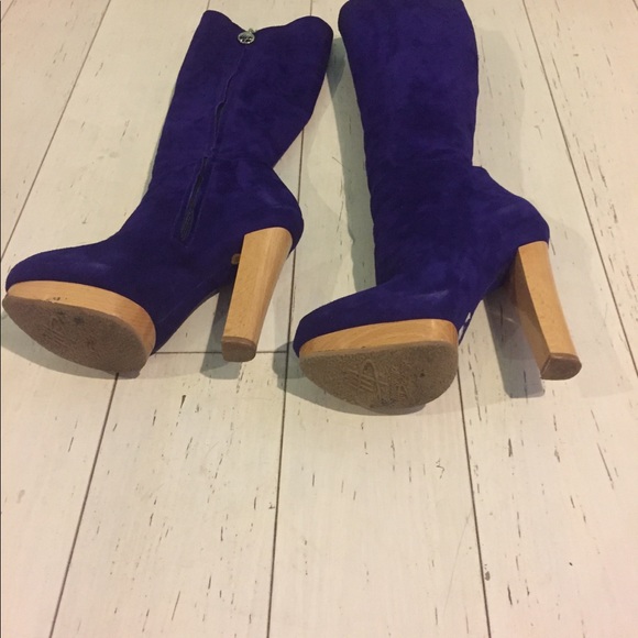 Massimo Dogana Purple Suede knee-High Boot - Picture 3 of 7